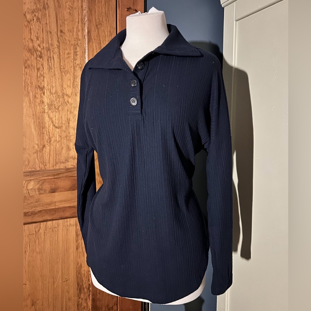 Michael Stars Luca Collar Top Varigated Rib in Admiral